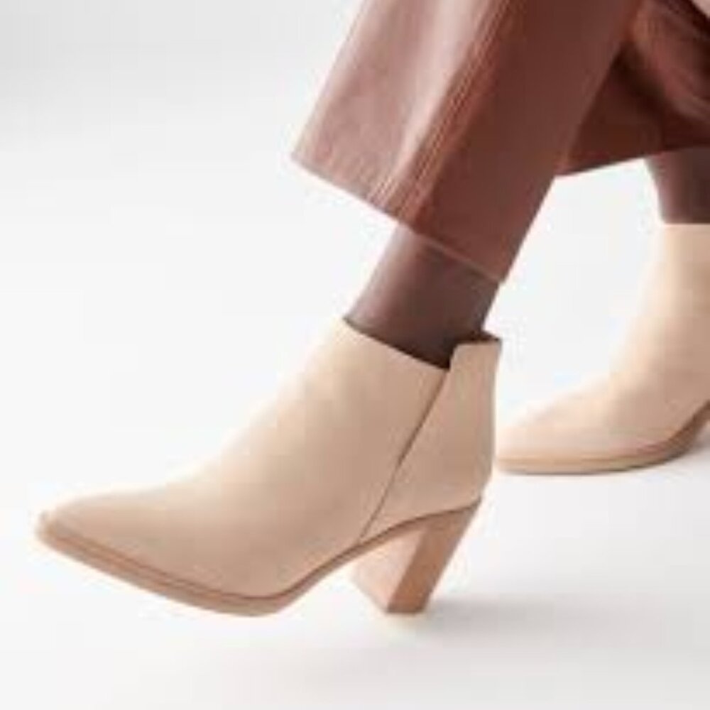 Dolce Vita Spade Booties in Mushroom Suede - Picture 14 of 16